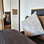 Lions Place Premium Executive Luxus Penthouse Inklusive