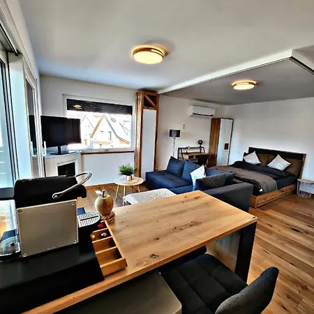 Lions Place Premium Executive Luxus Penthouse Inklusive Lägenhet *